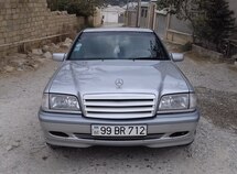 Mercedes C 200