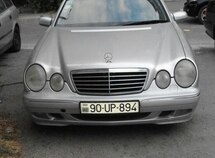 Mercedes E 220