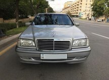 Mercedes C 240