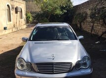 Mercedes C 240