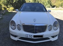 Mercedes E 280