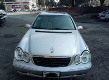 Mercedes C 320