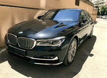 BMW 740