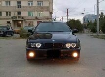 BMW 528