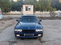 BMW 735