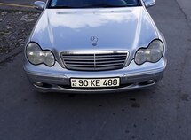 Mercedes C 240