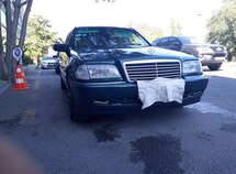 Mercedes C 240