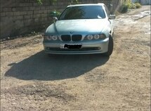 BMW 528