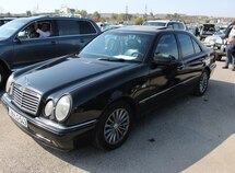 Mercedes E 300