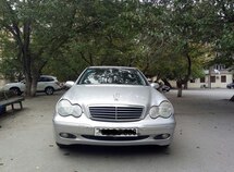 Mercedes C 240