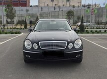 Mercedes E 320