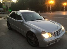 Mercedes C 240