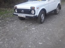 LADA (VAZ) Niva