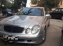 Mercedes E 220