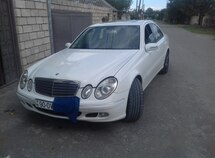 Mercedes E 220