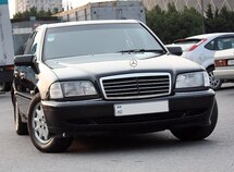 Mercedes C 240
