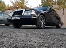 Mercedes E 300
