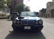 Mercedes E 320