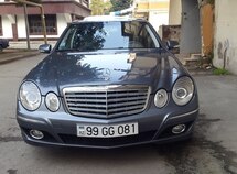 Mercedes E 300