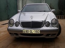 Mercedes E 320