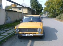 LADA (VAZ) 21011
