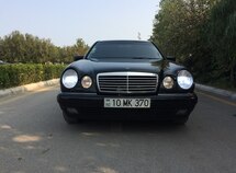 Mercedes E 320