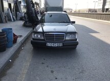 Mercedes E 230