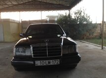 Mercedes E 300