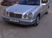 Mercedes E 300