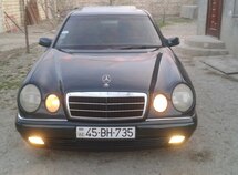 Mercedes E 230