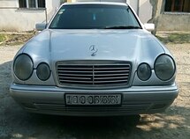 Mercedes E 300