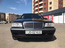 Mercedes C 180