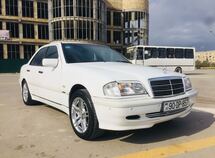 Mercedes C 240