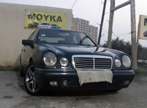 Mercedes E 230