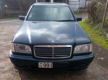 Mercedes C 180