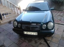 Mercedes E 230