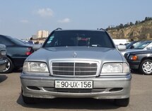 Mercedes C 180