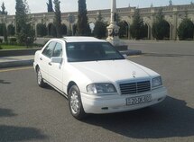 Mercedes C 180