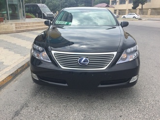 Lexus LS 600 H