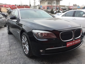 BMW 740