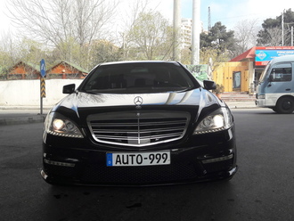 Mercedes S 550