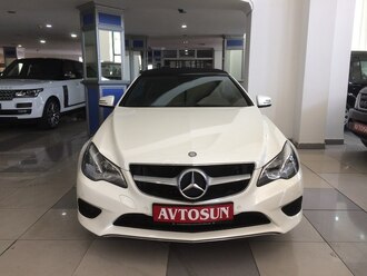 Mercedes E 200