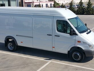 Mercedes Sprinter 413