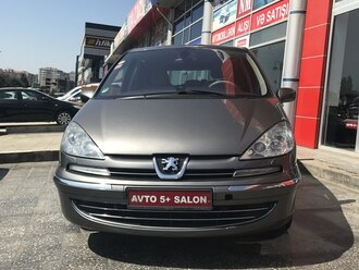 Peugeot 807
