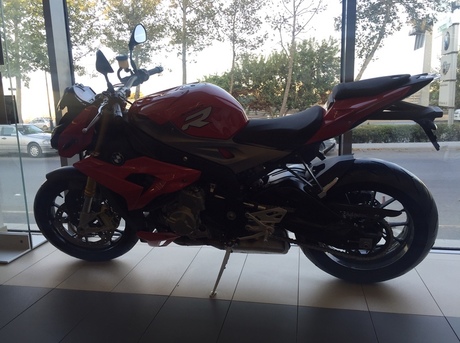 BMW S 1000 R