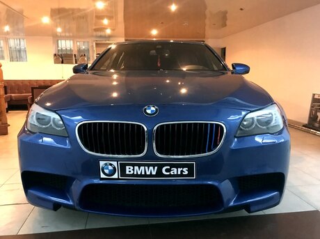 BMW M5