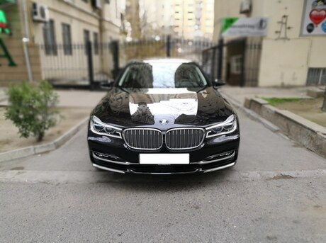 BMW 740