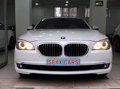 BMW 750