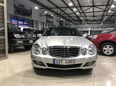 Mercedes E 280