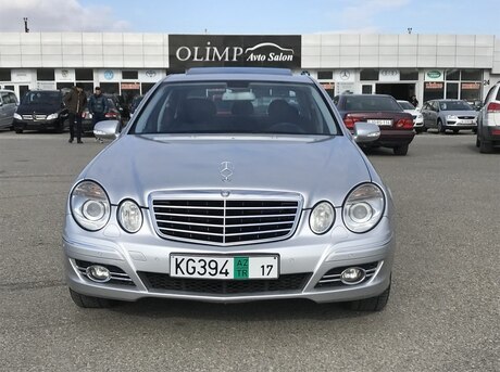 Mercedes E 220